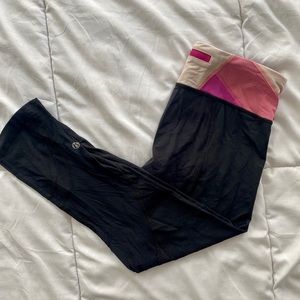 Lululemon Crops - Black w/ Pink Multi-Color Waist